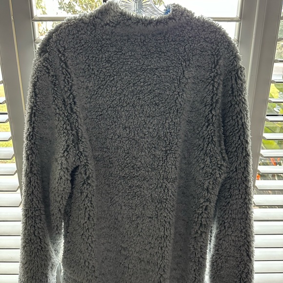 Reversible sherpa sweater - Picture 2 of 5